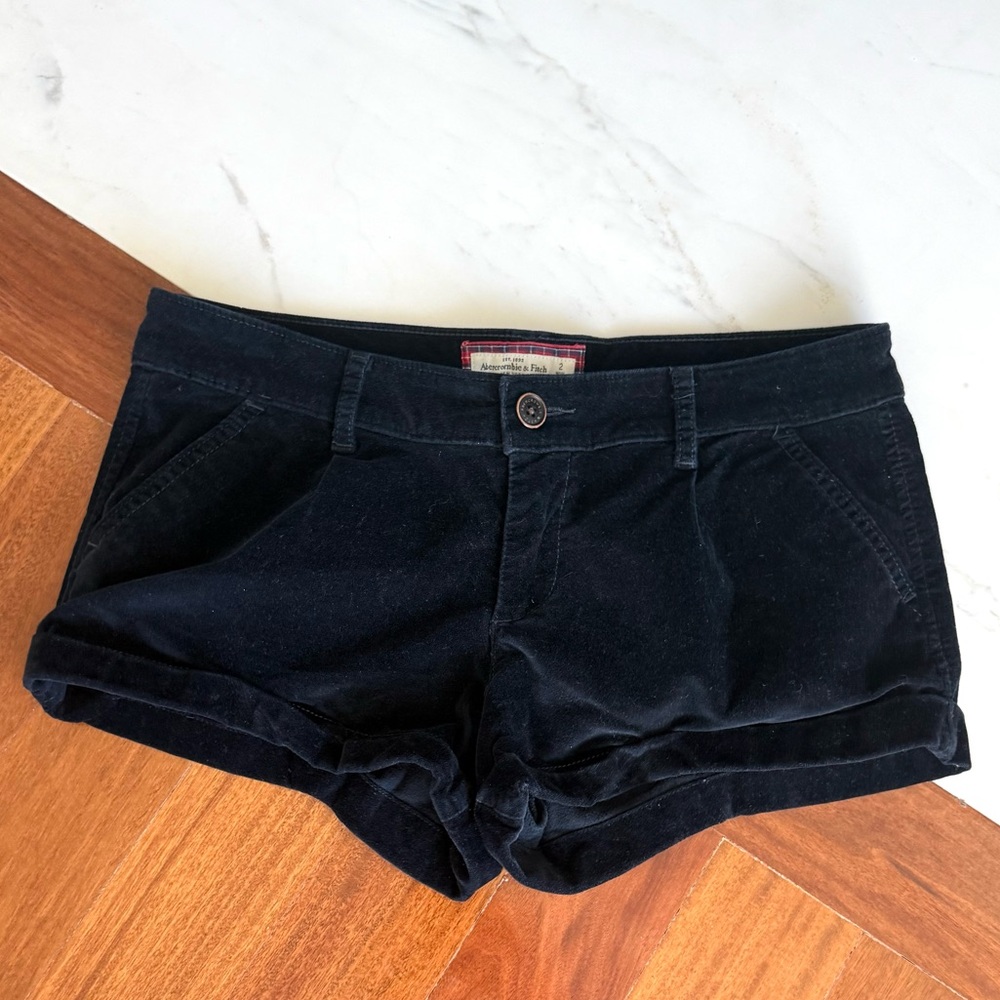 A&F Abercrombie & Fitch Women's Shorts Velvet Very Dark Navy / Black Size 2